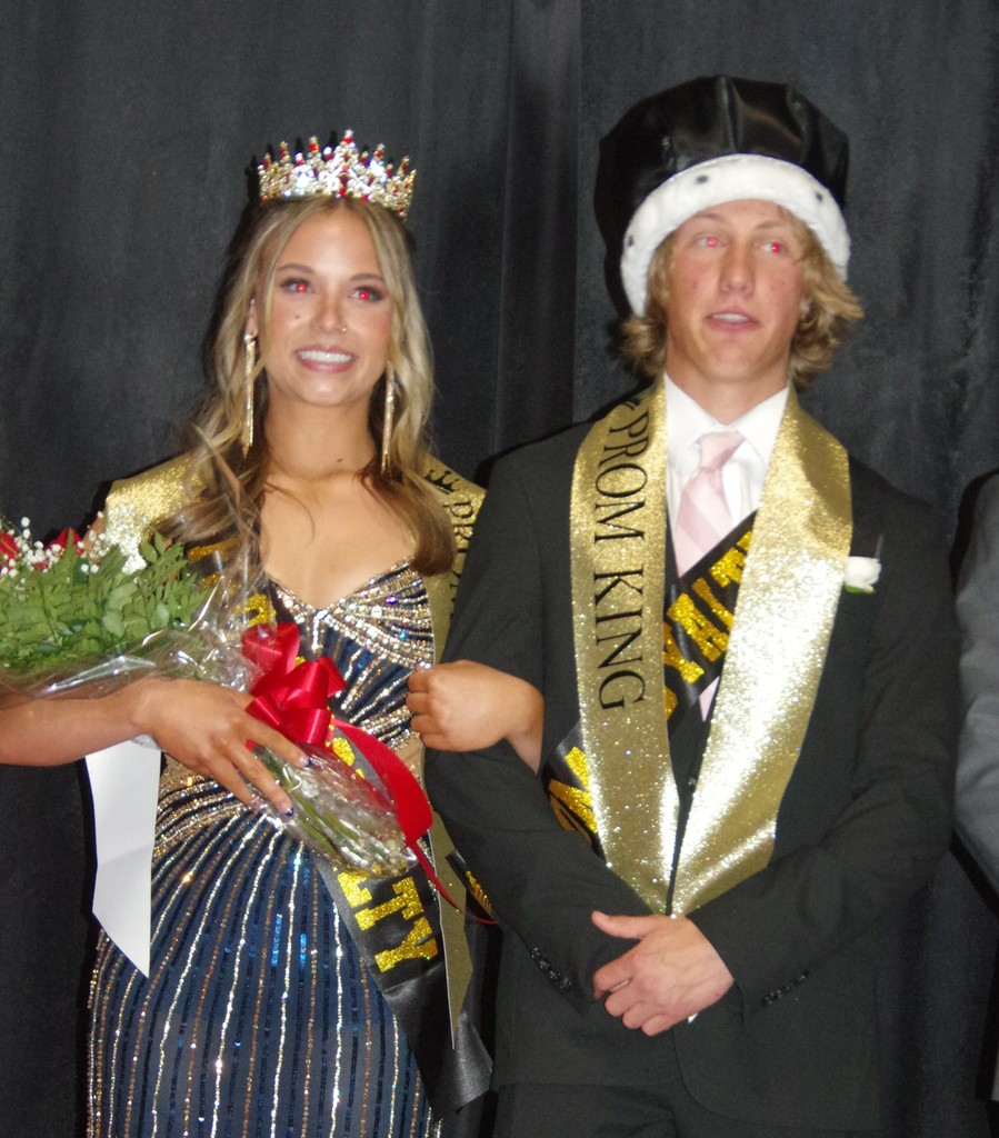 PHOTO 7 2026 Prom King and Queen Isaac and Camryn