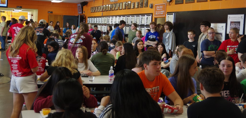 PHOTO 9 Earth Day CHS 7 LUNCH 2