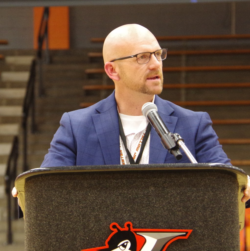 PHOTO 4 DYJ Mr. Blechle