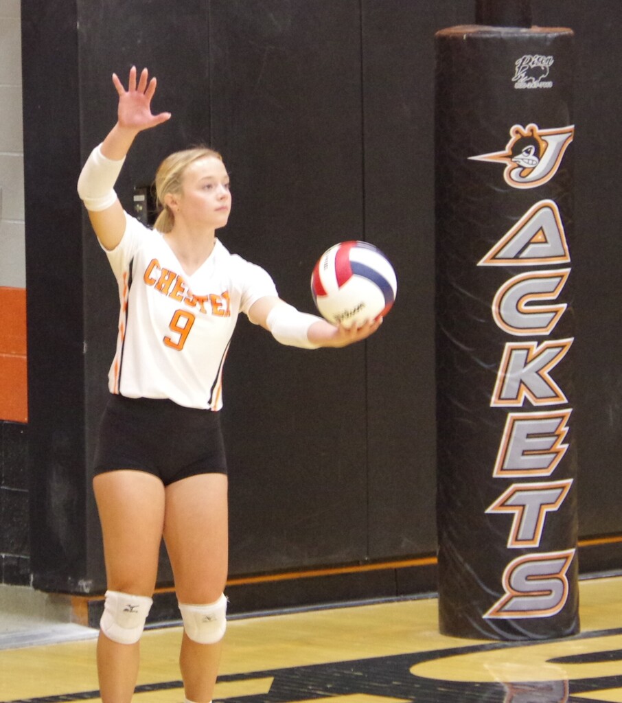 PHOTO 1 CHS VB Joella Eggemeyer LIBERO