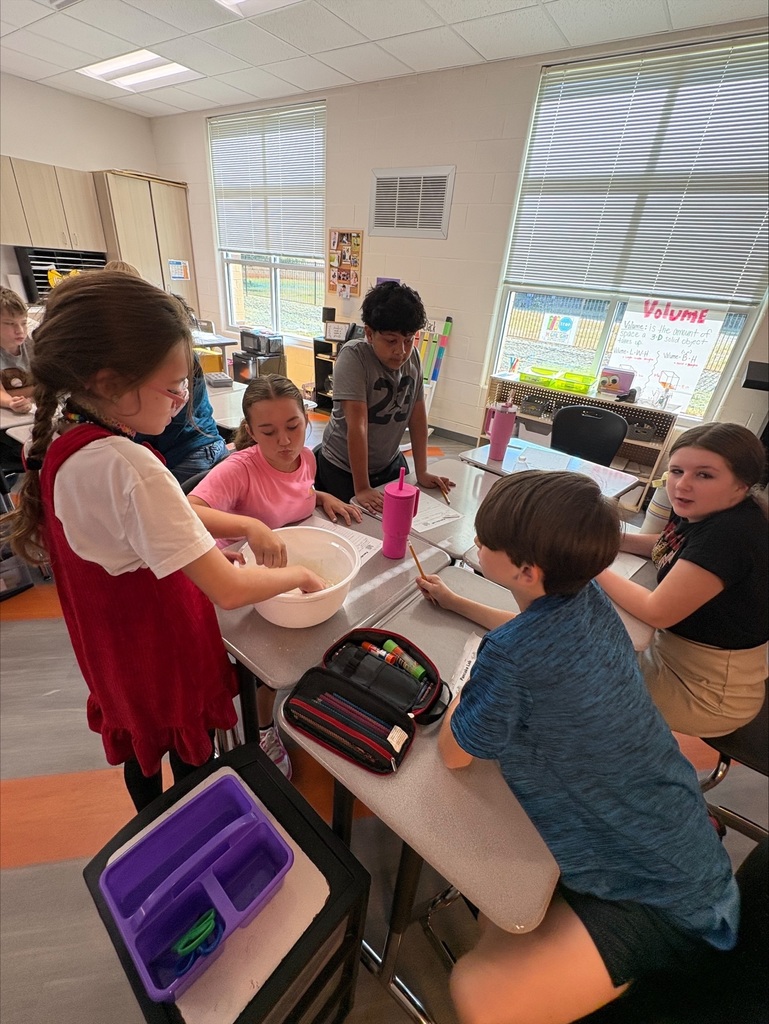5th grade students