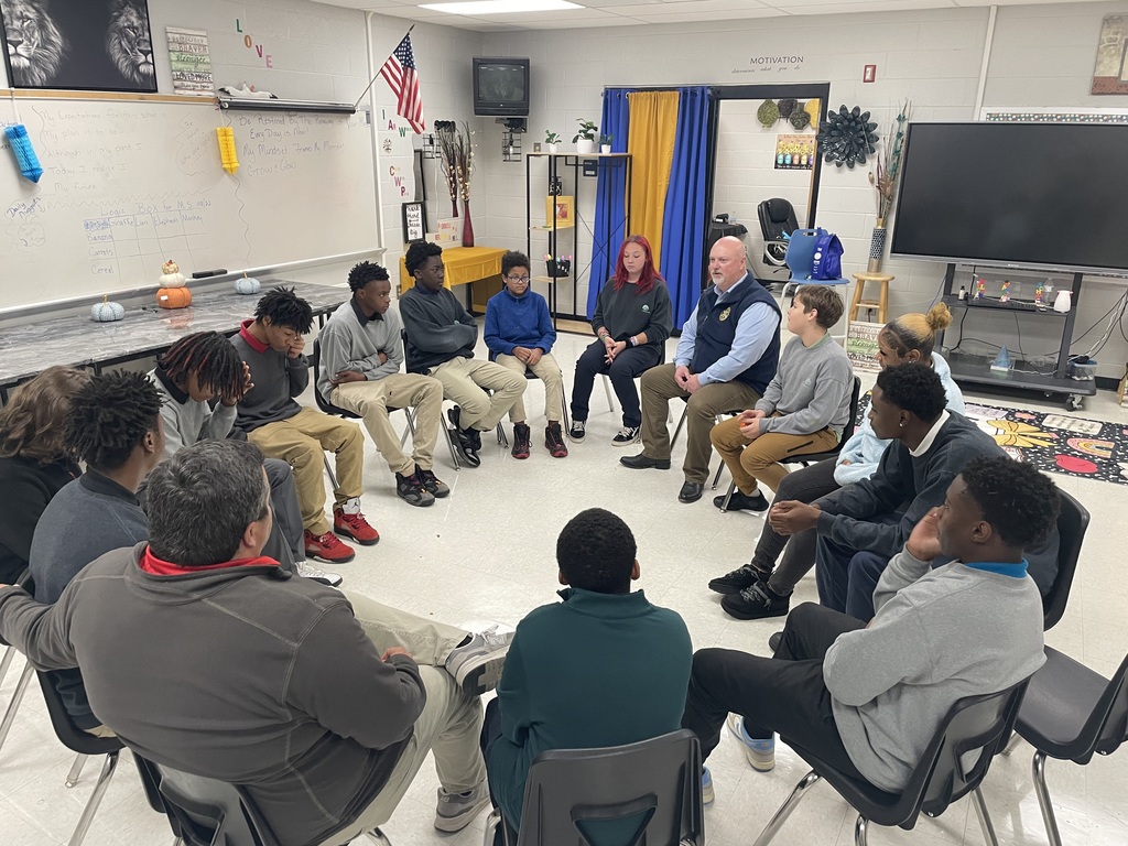 Sheriff Max Dorsey with students of TLC.
