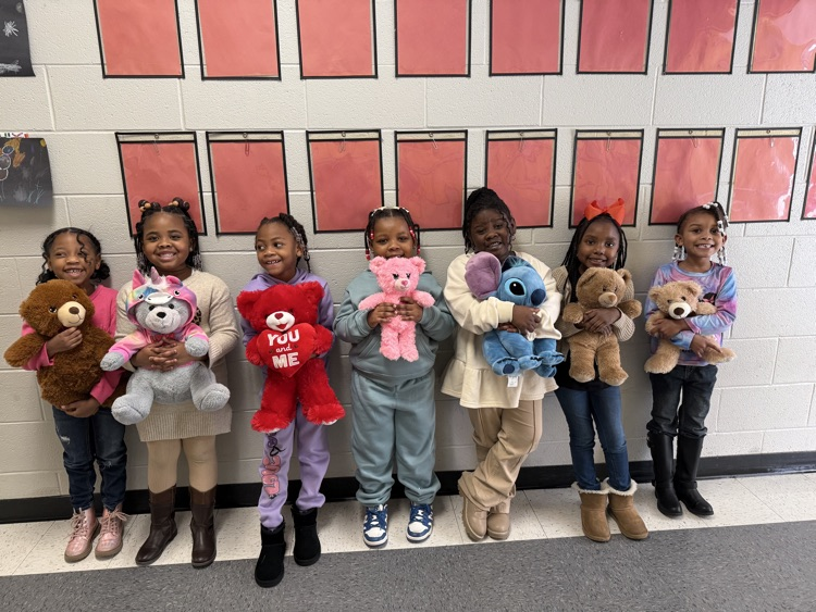 PreK students had a teddy bear tea party. 