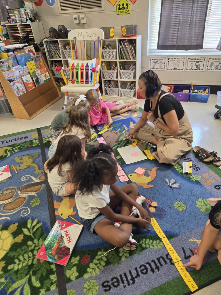 Ms. Cousar's 1st grade class