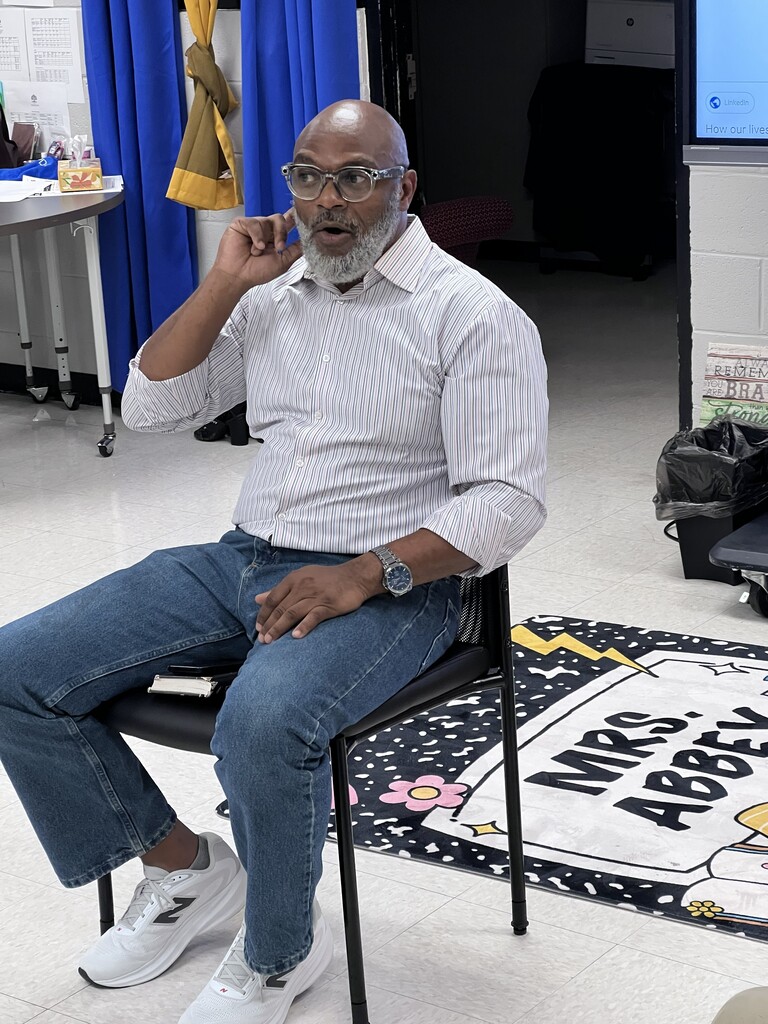 Mr. Travis Commodore