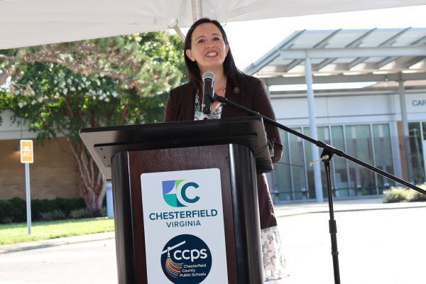 Dr. Jenna Darby speaks at event