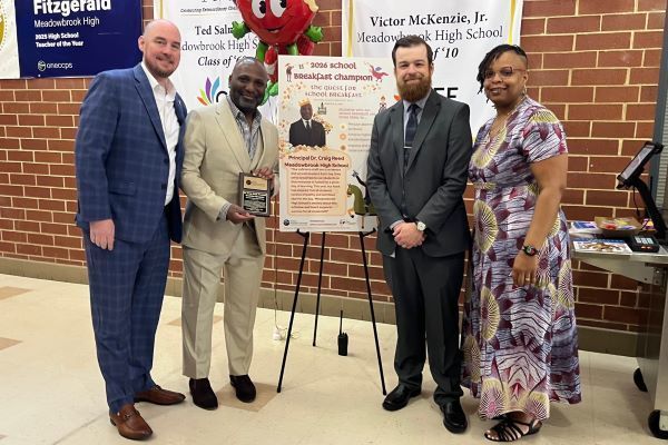 Dr. Craig Reed receiving his award