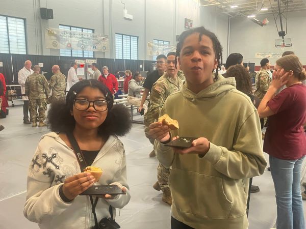 Students eating food