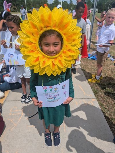 Student dressed as a flower