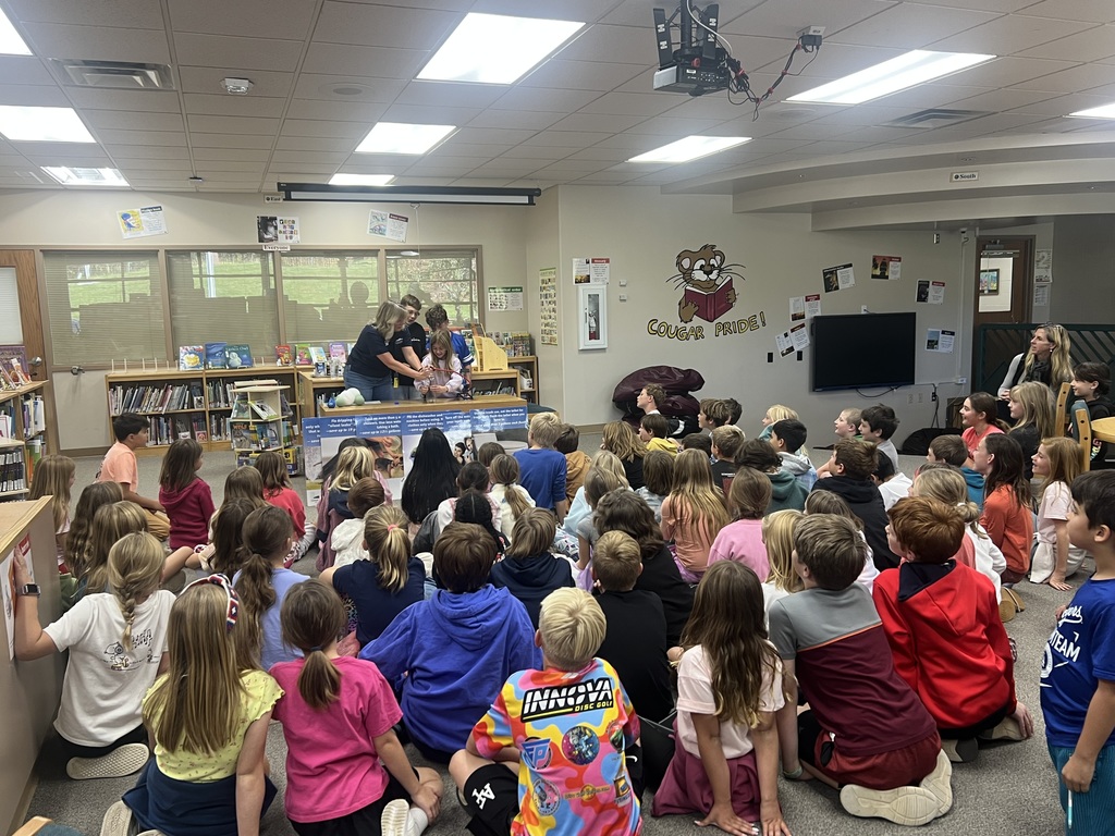 GCE 4th graders listening to Colorado Springs utilities about water.