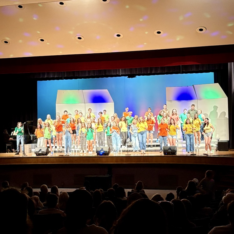 A spectacular performance by our CMHS and CMJH choirs at tonight’s 'Hits Night' of Disney Magic - Bravo!!