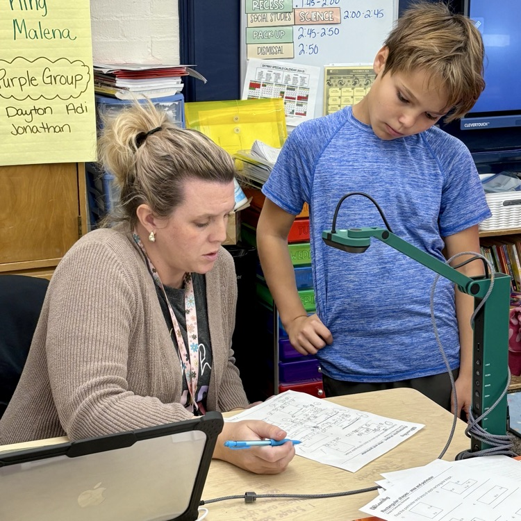 Skyway Comets hard at work this morning during small group instruction, teacher 1:1 conferencing, and art class.