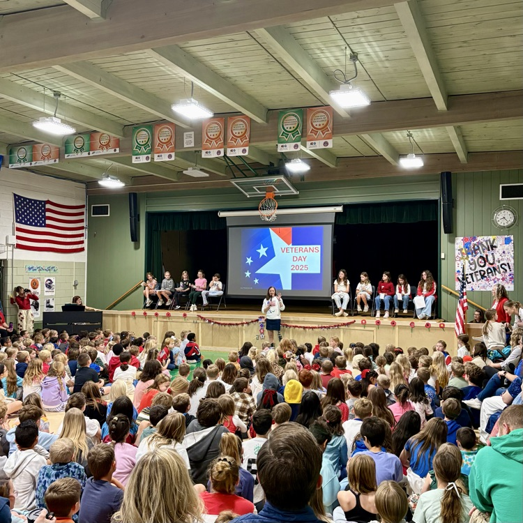 Thank you for your service, Broadmoor Bears parents, grandparents, and family members🇺🇸❤️🐻