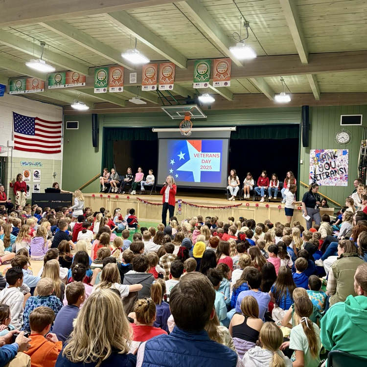 Thank you for your service, Broadmoor Bears parents, grandparents, and family members🇺🇸❤️🐻