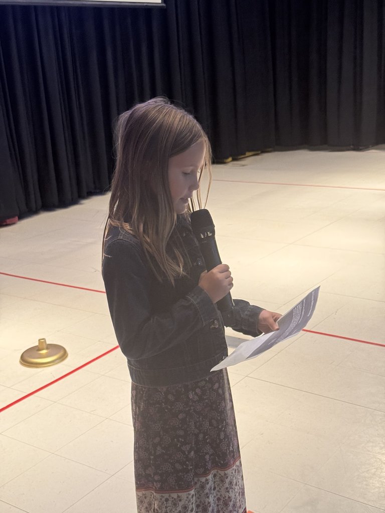 Today, the staff and students of GCE came together to honor and recognize the brave men and women of the military who have a connection to our school and community. This special day is an opportunity to express our gratitude for their service and sacrifices, both past and present.