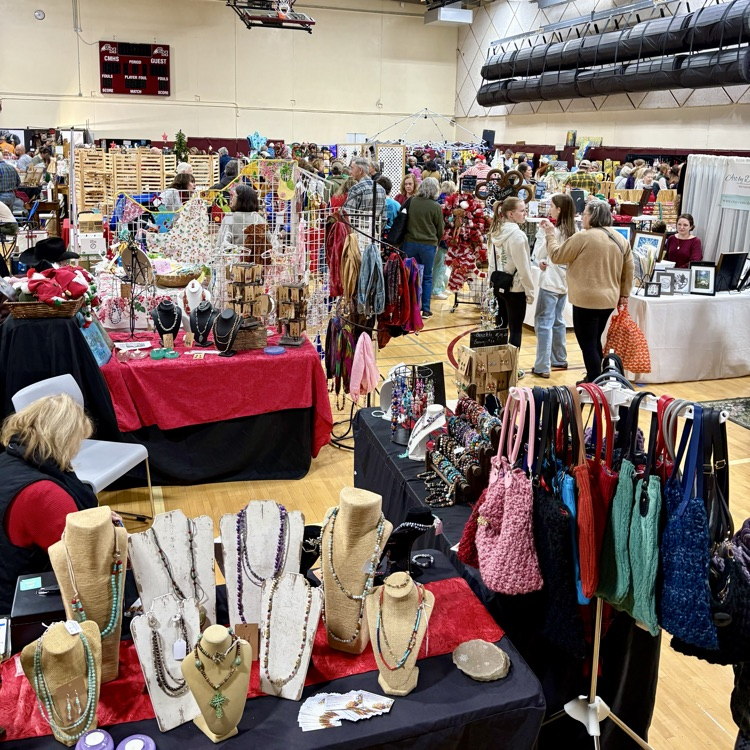 Gifts, gifts, gifts galore at today's CMHS Holiday Craft Fair! Stop by if you have the chance 🎅🏽🦌❄️☃️!!!