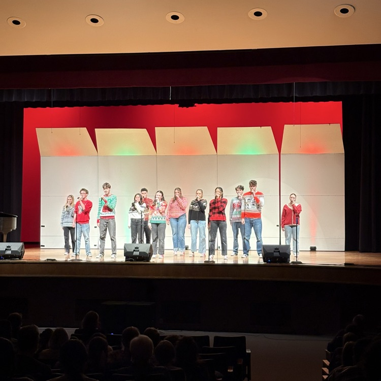 A very special Holiday evening with our D12 Faculty Art Show & CMHS Choir Concert - Bravo to our incredible artists and musicians 🖼️ 🎶