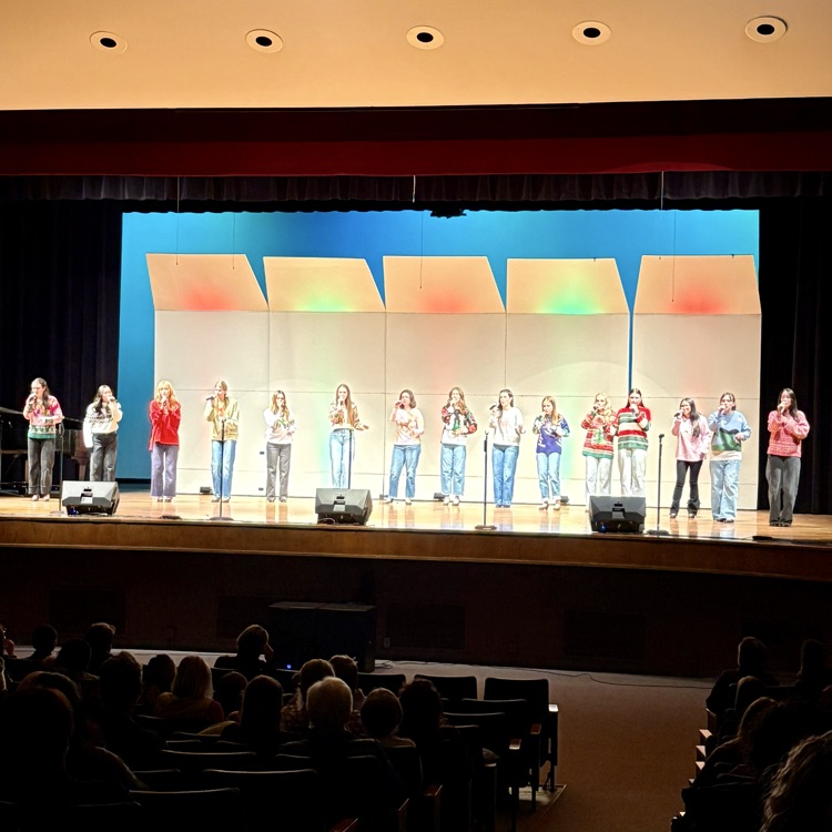 A very special Holiday evening with our D12 Faculty Art Show & CMHS Choir Concert - Bravo to our incredible artists and musicians 🖼️ 🎶