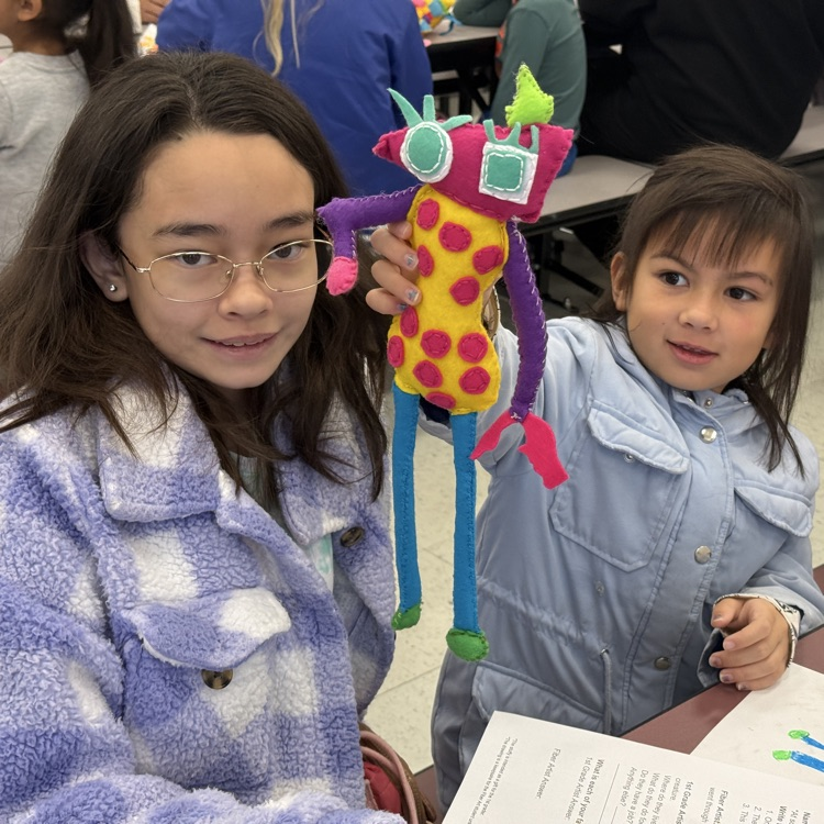 Young artists collaborating!