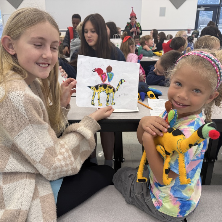 Young artists collaborating!