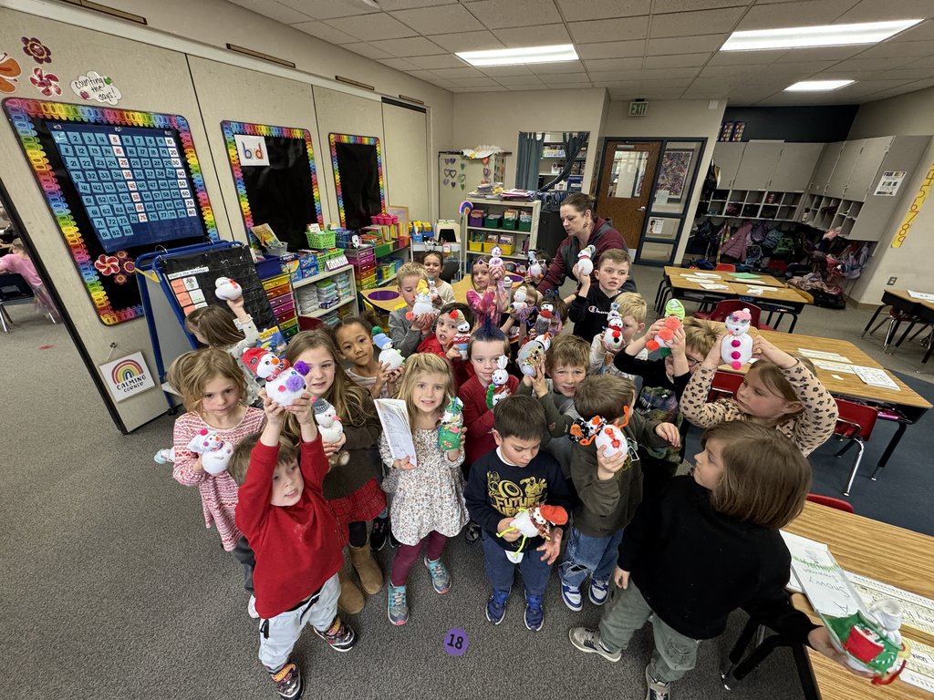 Our GCE Cougars are cozy, creative, and reading-ready! 5th graders shared their snowman stories while kindergartners built their frosty friends.