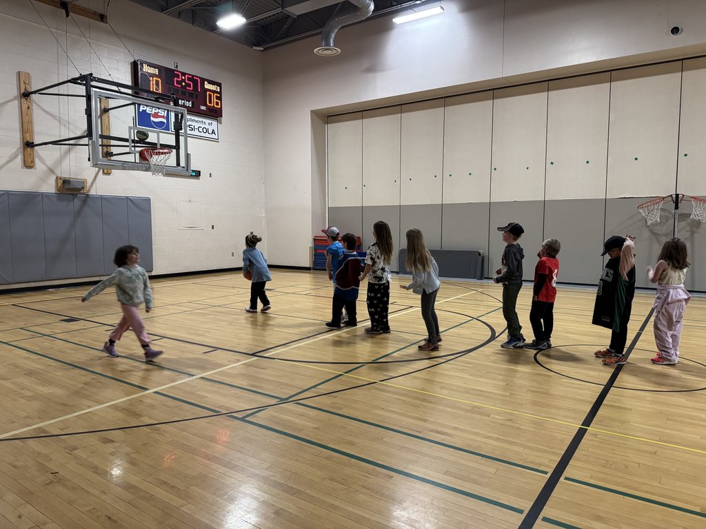 Our GCE First Grade Cougars in Mrs. Doane’s PE class had a friendly free throw competition—both teams played so well it ended in a tie game!