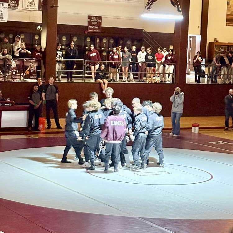 An exciting 'Senior Night' of CMHS boys varsity wrestling vs. Lutheran H.S. - GO HAWKS🤼!!!