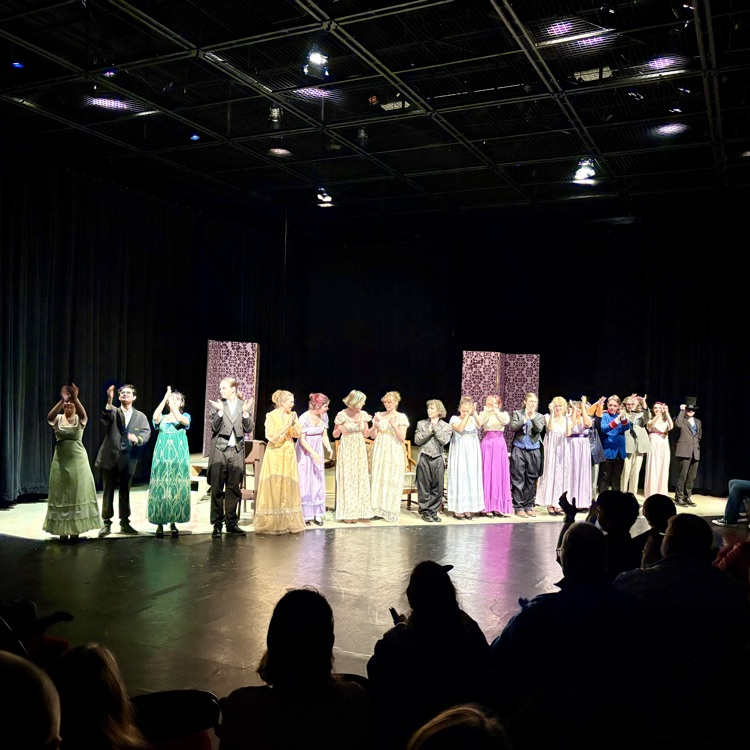 Incredible student performers and directors at this evening's "A Night of One Acts" - Bravo CMHS Drama Department 🎭