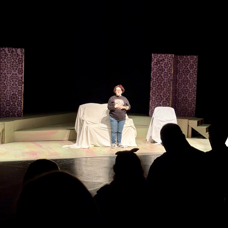 Incredible student performers and directors at this evening's "A Night of One Acts" - Bravo CMHS Drama Department 🎭