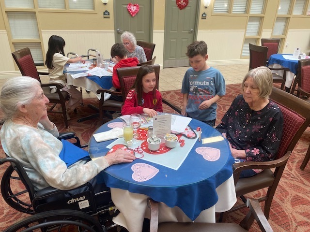 The 3rd Grade Gold Camp Cougars from Ms. Gross’s class had a wonderful afternoon visiting Broadmoor Court Assisted Living Center! 🐾💛 They spent time volunteering, sharing smiles, and having so much fun with the amazing seniors. What a special day of connection, kindness, and Cougar pride!