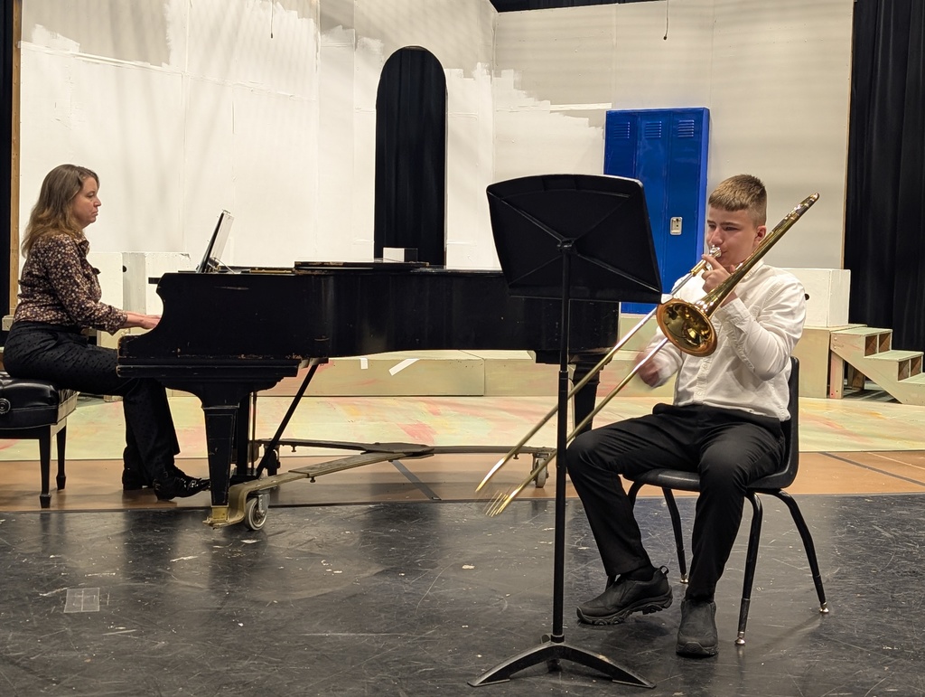 Shout out to the 11 GCE students in grades 5 and 6 who participated in Solo and Ensemble this past Saturday! We’re proud to share that every student earned a Superior (1) rating, the highest possible score. This achievement reflects a lot of hard work and extra practice outside of school. Congratulations to these dedicated musicians!