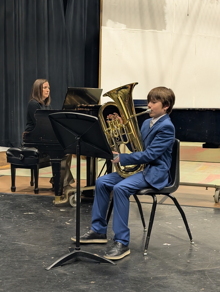 Shout out to the 11 GCE students in grades 5 and 6 who participated in Solo and Ensemble this past Saturday! We’re proud to share that every student earned a Superior (1) rating, the highest possible score. This achievement reflects a lot of hard work and extra practice outside of school. Congratulations to these dedicated musicians!