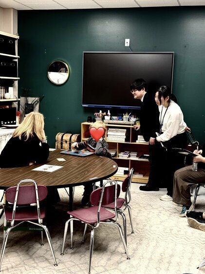 Gold Camp Elementary hosted some Japanese college students and their Professor for a tour of some of our classes. We were proud to host these soon-to-be teachers!