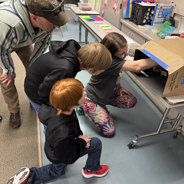 Gold Camp Elementary's Family Science Night was a huge success this evening. Thank you to all the staff and volunteers that help make this night of science fun and enjoyable for our students and their families!