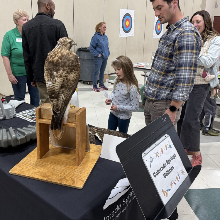 Gold Camp Elementary's Family Science Night was a huge success this evening. Thank you to all the staff and volunteers that help make this night of science fun and enjoyable for our students and their families!