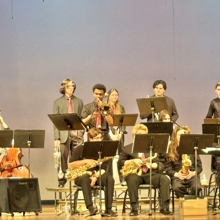 Our Cheyenne Mountain Junior High and High School student jazz musicians did not disappoint at tonight’s Spring Jazz Concert - Bravo🎺🎷🎸🎶
