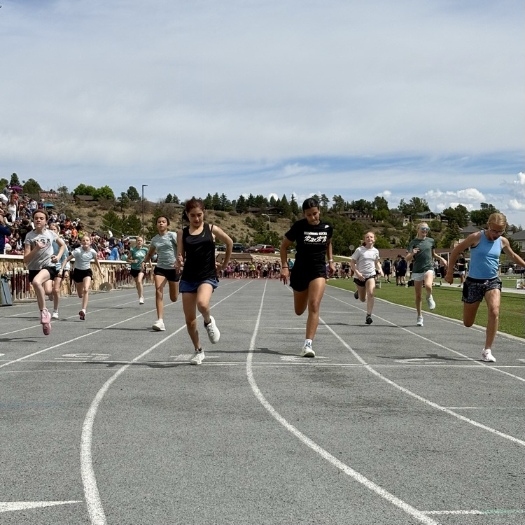 The tradition continues... CM 5th/6th Grade Field Day at CMHS☀️🏃🏽‍♂️🏃🏼‍♀️ GO Bears, Eagles, Cougars, Wolves, and Comets!