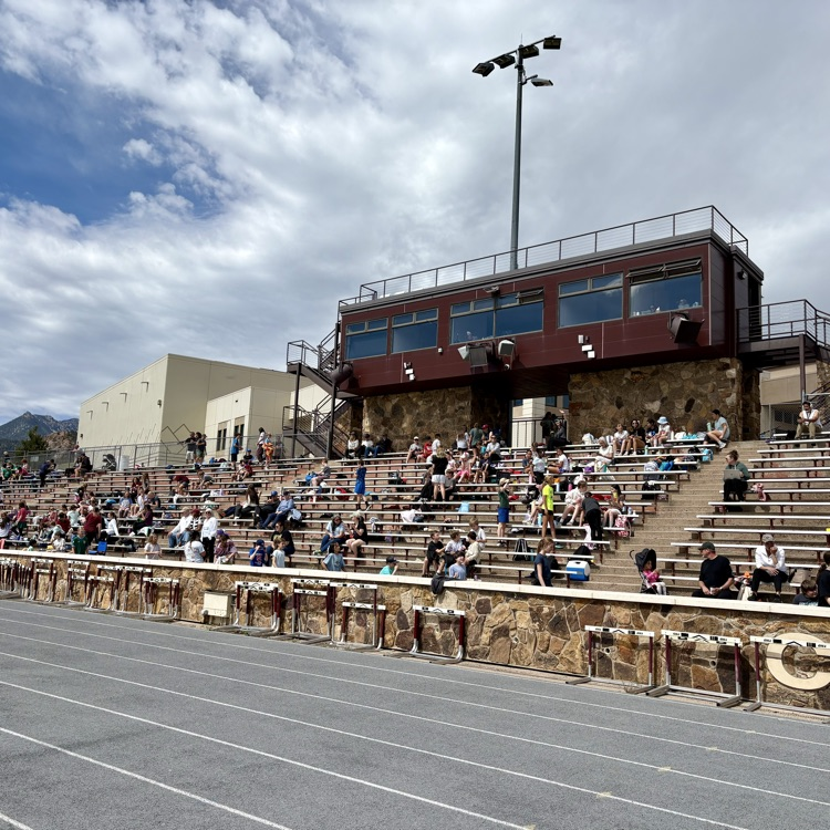 The tradition continues... CM 5th/6th Grade Field Day at CMHS☀️🏃🏽‍♂️🏃🏼‍♀️ GO Bears, Eagles, Cougars, Wolves, and Comets!