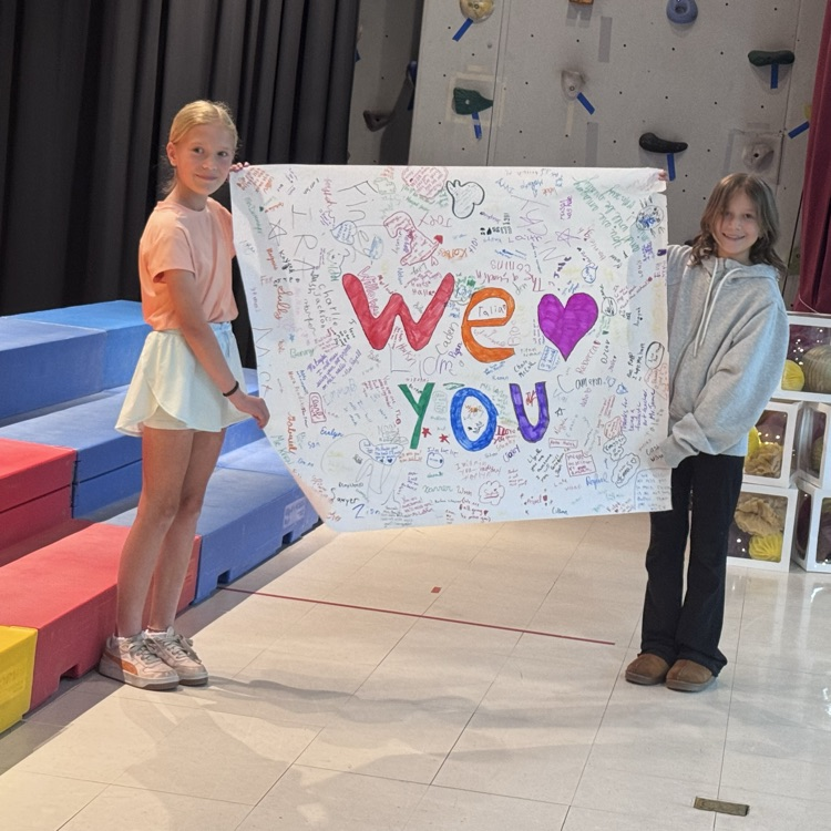 Students made a poster to say goodbye to one of our teachers.