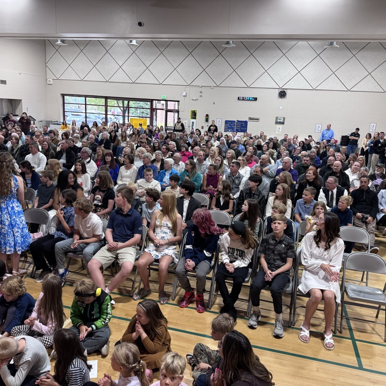 6th graders and audience members at GCE.