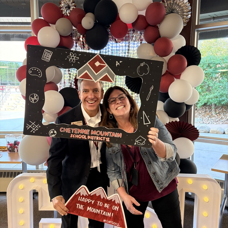 Welcome back, CMSD12!!! We can't wait to start another incredible year on the Mountain❤️🎉