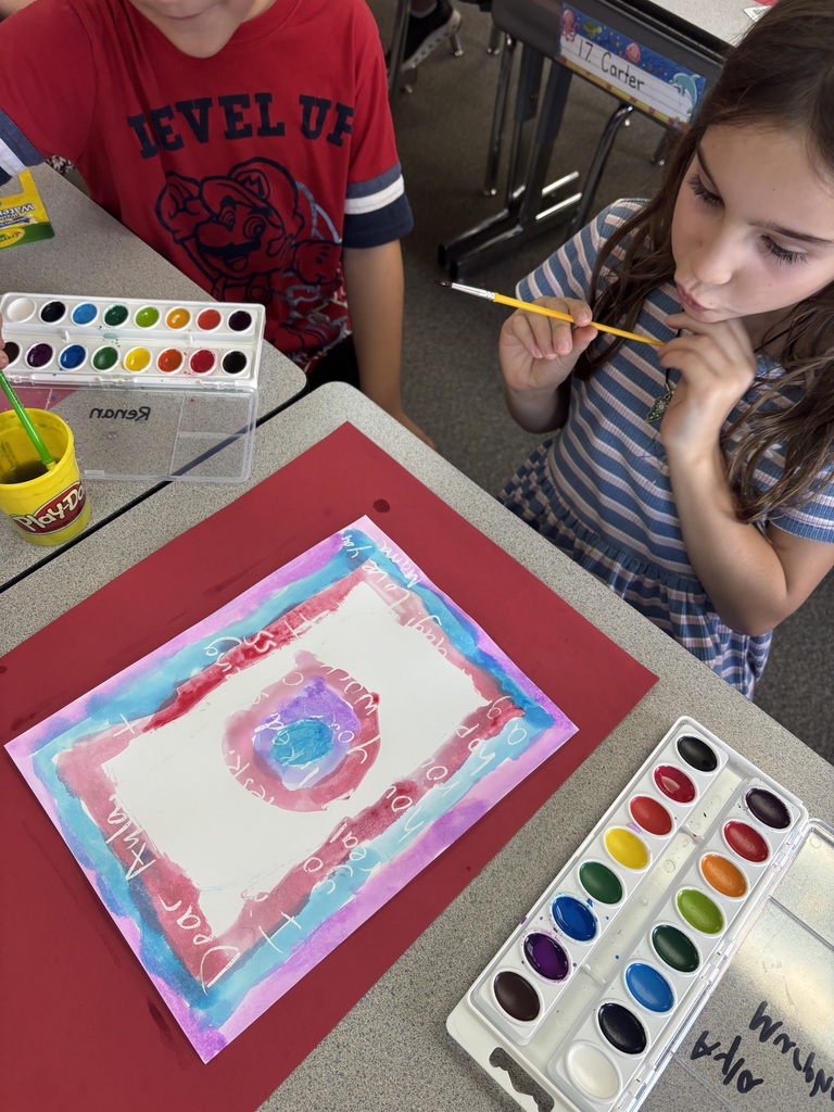 A little Gold Camp Back to School Night magic! Ms. Stoller Lee’s 2nd grade parents wrote secret messages in white crayon, and today their students painted over them to reveal the surprise!