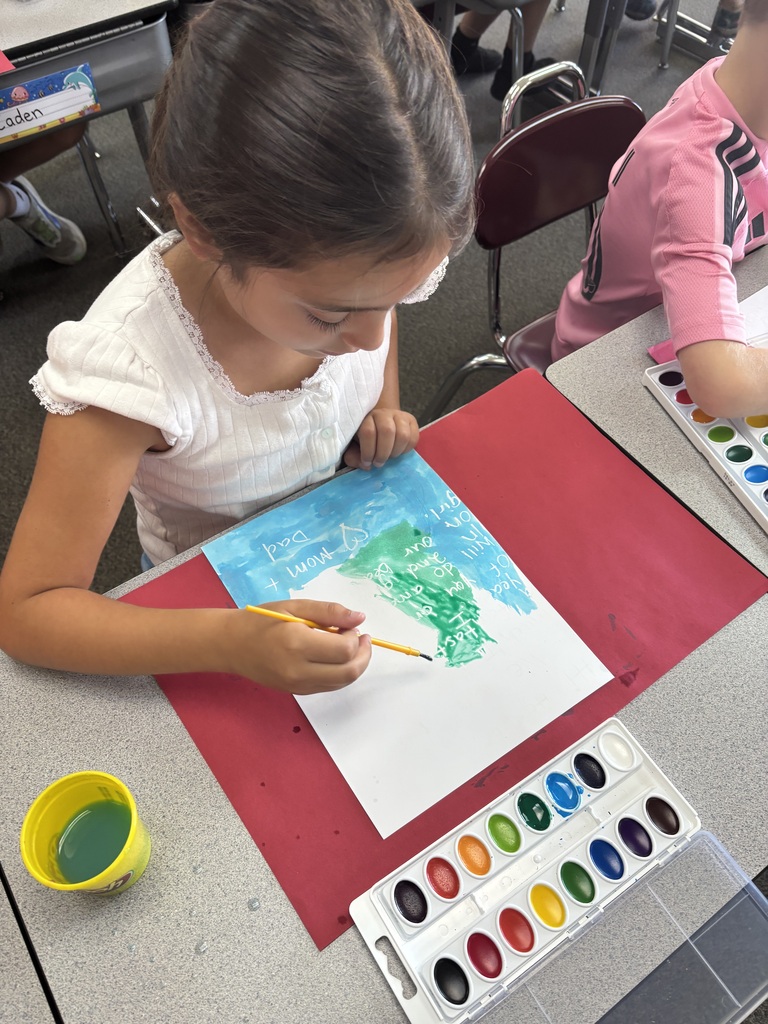 A little Gold Camp Back to School Night magic! Ms. Stoller Lee’s 2nd grade parents wrote secret messages in white crayon, and today their students painted over them to reveal the surprise!