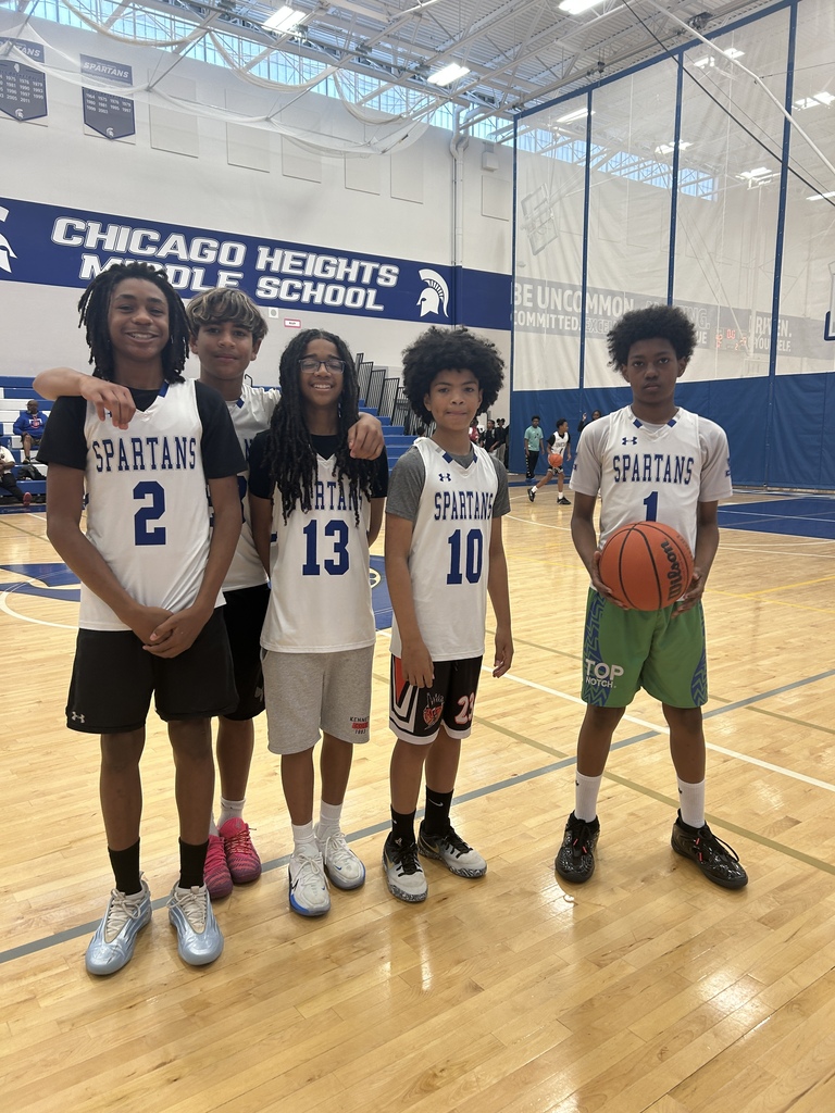 CHMS Basketball Players