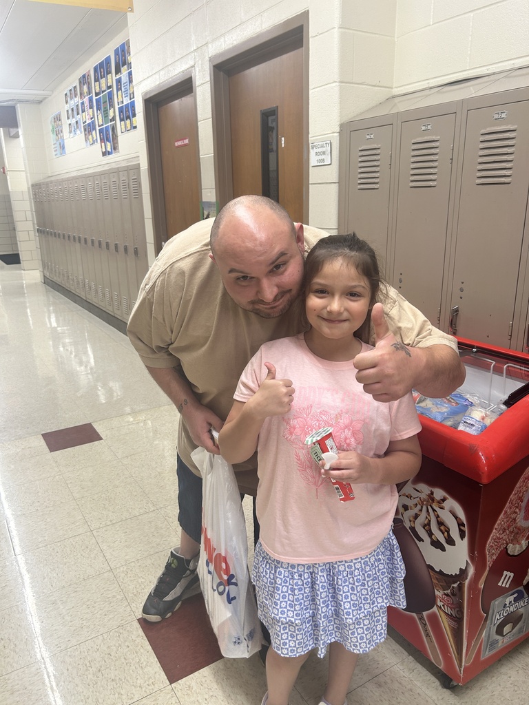 📚💙 Celebrating the First Days of a New School Year! 💙📚