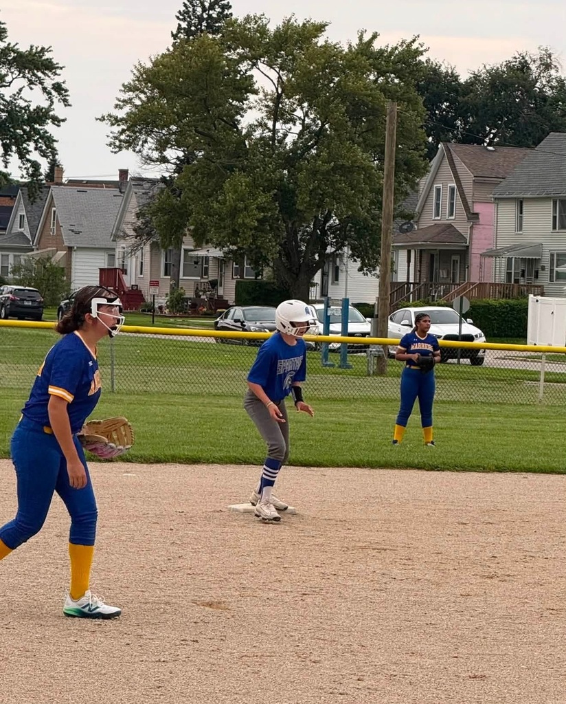 🥎💙 CHMS Lady Spartans Family Day = Softball, Family & a Whole Lot of Fun! 💙🥎