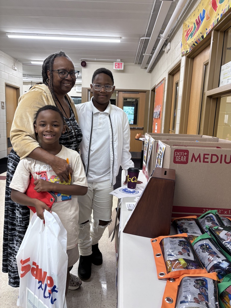 💙🎒 Kennedy School Says THANK YOU to Our Community Partners! 🎒💙