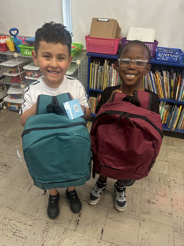🇺🇸🎒💙 9/11 Day of Service: Giving Back to Our CHSD 170 Kindergartners 💙🎒🇺🇸