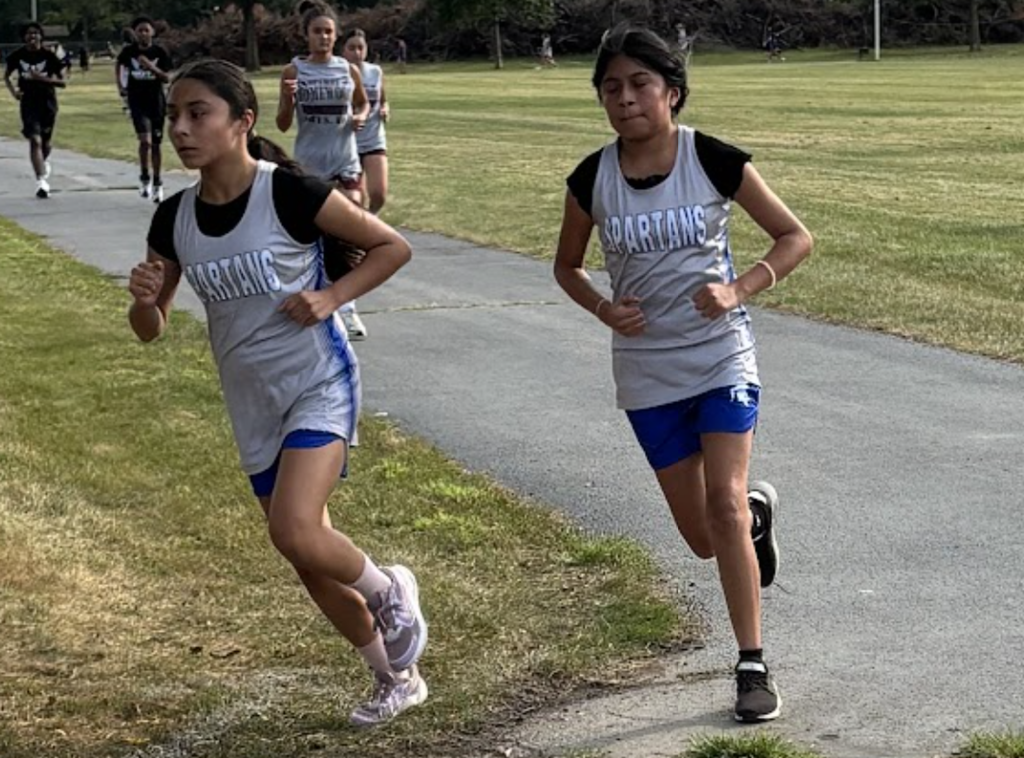 🏃‍♀️🏃‍♂️💙 CHMS Cross Country Continues to Run Strong! 💙🏃‍♂️🏃‍♀️