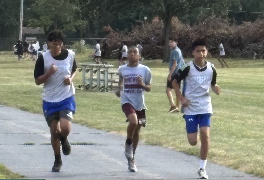 🏃‍♀️🏃‍♂️💙 CHMS Cross Country Continues to Run Strong! 💙🏃‍♂️🏃‍♀️